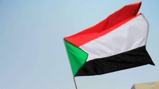 السودان.. وجدي صالح عضو لجنة التمكين الممنوع من السفر يعلق على قرار منعه