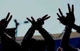 6 اسرى يواصلون الإضراب احتجاجاً على اعتقالهم الإداري