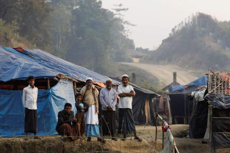 7 قتلى في هجوم على مخيم للاجئين الروهينغا ببنغلاديش