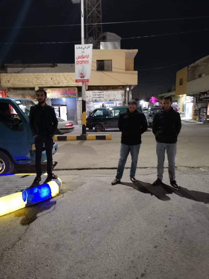  حراك  ذيبان  يعتصمون رفضا لاتفاقية الماء مقابل الكهرباء