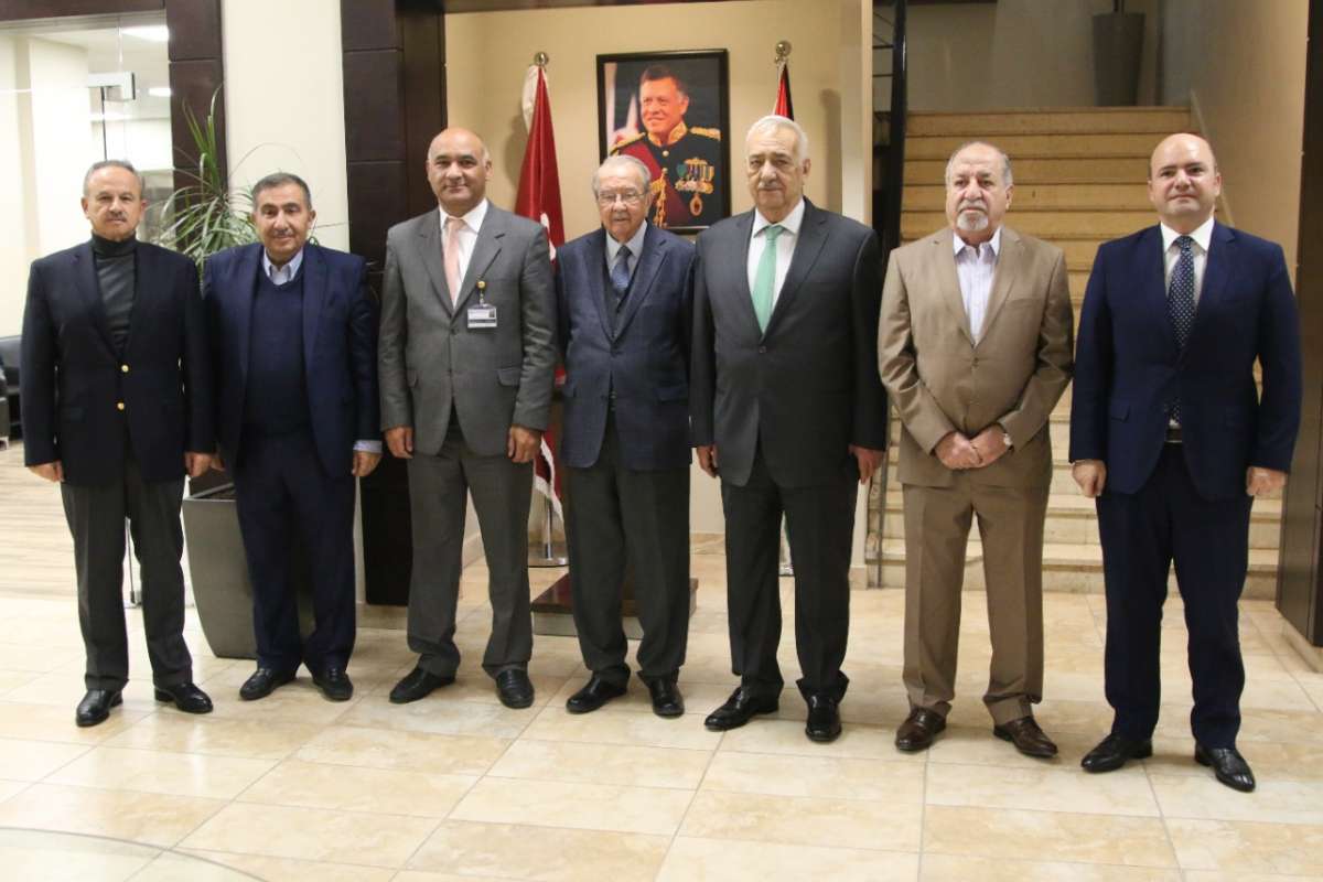 جامعة الشرق الأوسط توقع اتفاقية تعاون مع جمعية رجال الأعمال الأردنيين