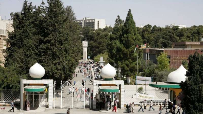 أمر الدفاع 35 يحرم أكثر من 42 ألف طالب وطالبة من دخول الجامعات