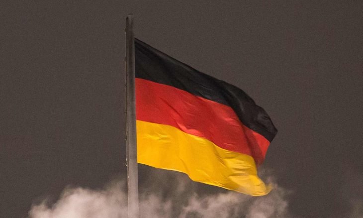 ألمانيا تصنف 155 دولة مناطق عالية الخطورة الوبائية