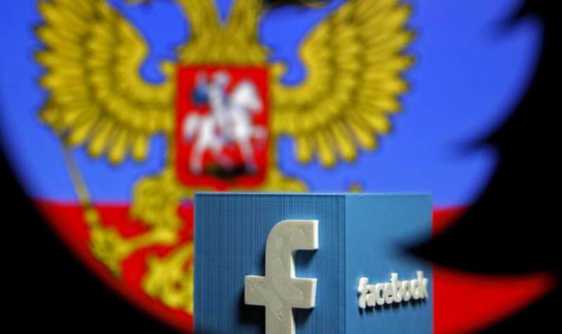 فيسبوك وتويتر يرشدان المستخدمين في أوكرانيا إلى خطوات لتأمين حساباتهم