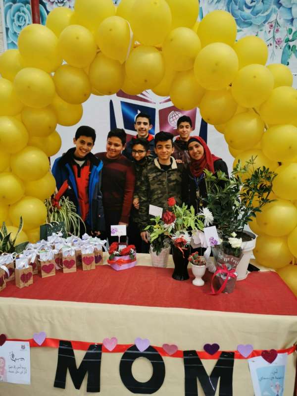 مدارس الوفاق النموذجية تحتفي بذكرى معركة الكرامة وعيد الام