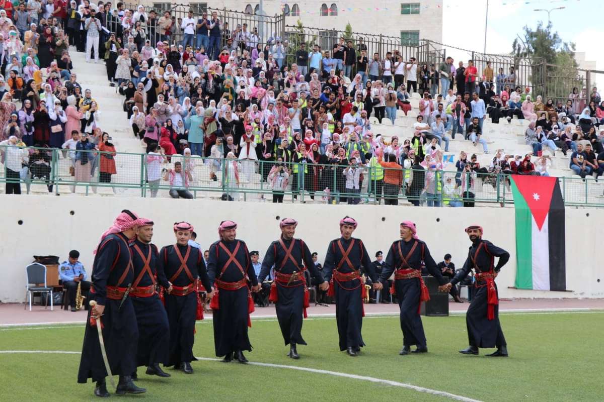 العلوم الإسلامية تحتفل بالأعياد الوطنية