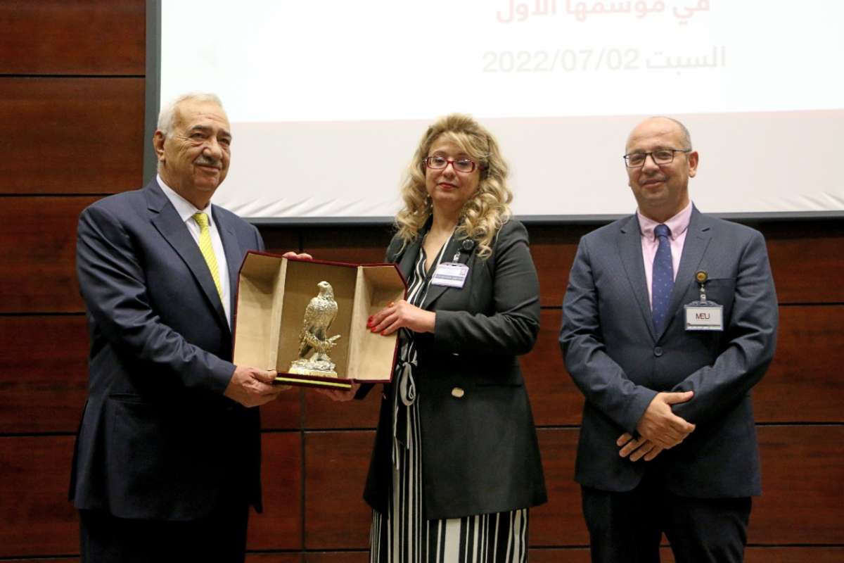 تكريم الفائزين بجائزة الدكتور يعقوب ناصر الدين للقراءة الحرة والكتابة الإبداعية