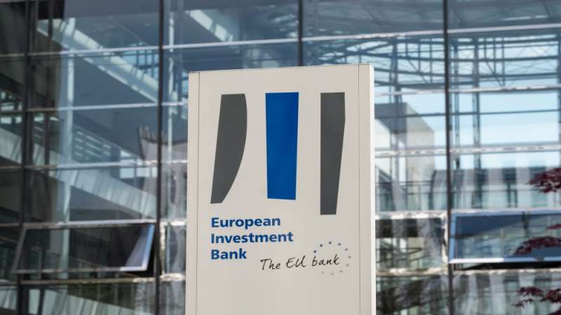 الاستثمار الأوروبي يقرض بنوكا أردنية 100 مليون يورو استجابة لتداعيات كورونا