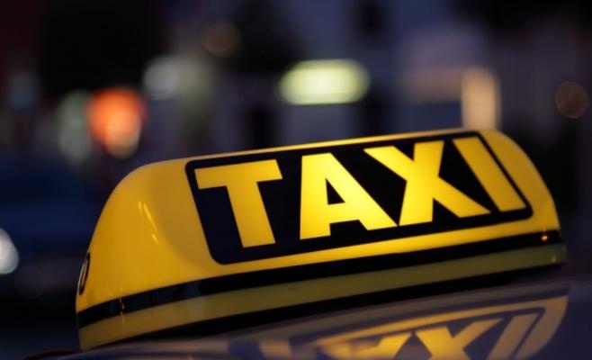دعوة سائقي التاكسي الأصفر للتسجيل بالضمان للاستفادة من “استدامة ++”