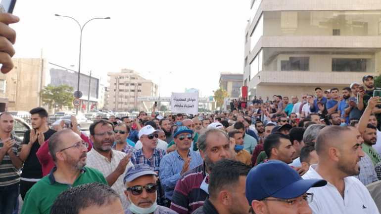 المعلمون المؤقتون في مصر والأردن وتونس.. أجور منقوصة وانعدام للحماية الاجتماعية