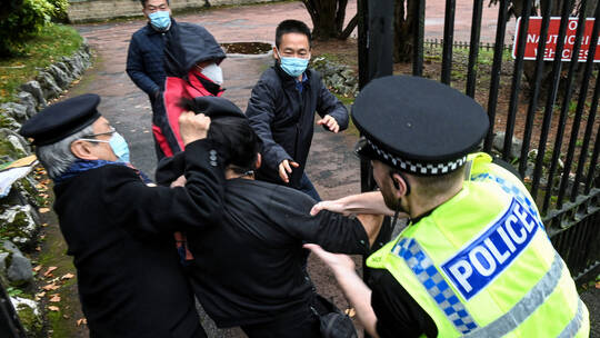 بريطانيا تستدعي القائم بالأعمال الصيني