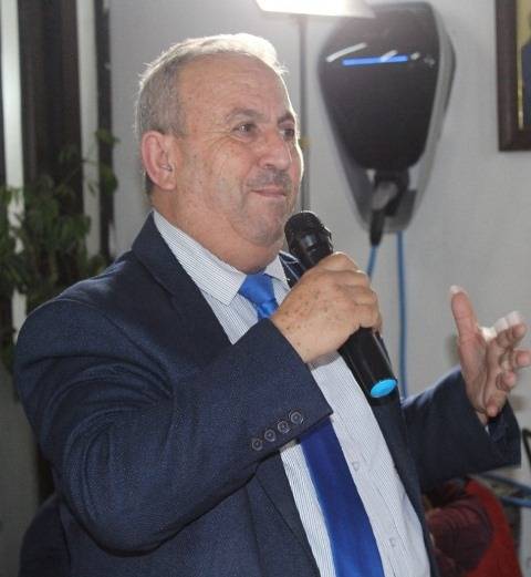 طاقم حكام أوزبكي لإدارة ديربي الوحدات والفيصلي