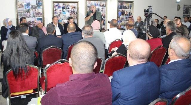 طاقم حكام أوزبكي لإدارة ديربي الوحدات والفيصلي