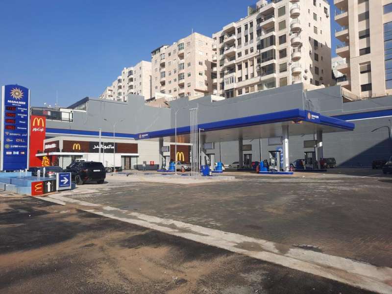 افتتاح محطة وقود جديدة في عمان تابعة لشركة المناصير للزيوت والمحروقات