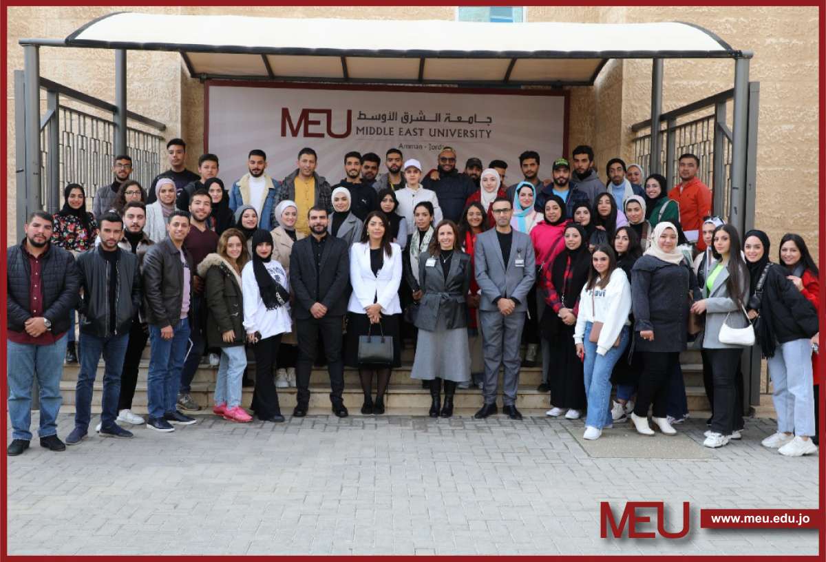 طلبة إعلام الشرق الأوسط يشاركون في تدريبات عملية لبناء القصص الاستقصائية