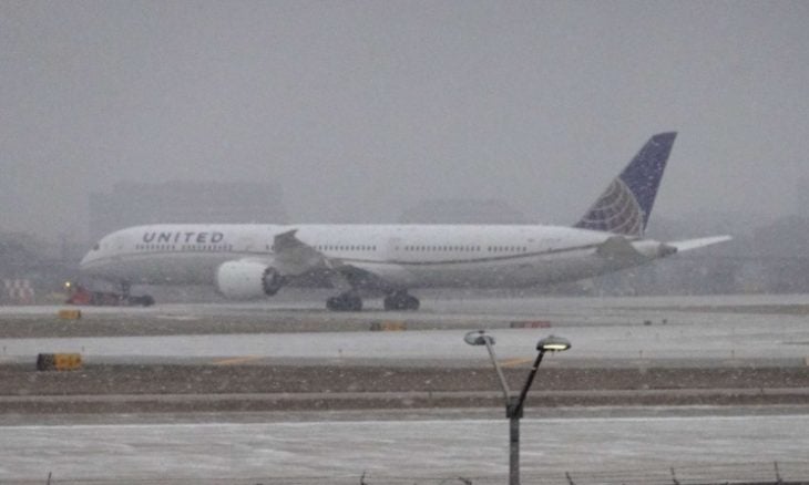 شركات طيران أمريكية تلغي 4400 رحلة وسط عاصفة شتوية مع بداية موسم العطلات