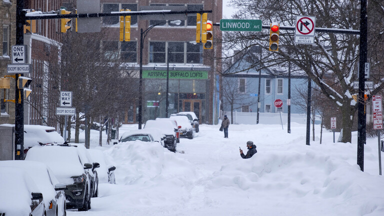 نيويورك: ارتفاع حصيلة ضحايا العاصفة الثلجية إلى 27 وفاة