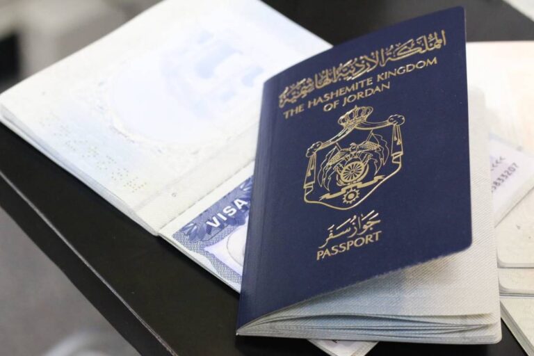 قانونية الأعيان: معدل قانون الجنسية يمنح الأردنية المتزوجة من غير أردني حق استعادة جنسيتها