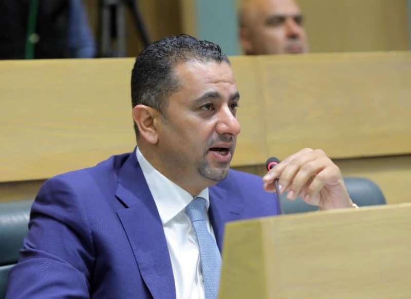 ابو حسان: حكومة الخصاونة منحت اشخاص غير اردنيين اعفاءات طبية بينما اوقفتها للاردنيين