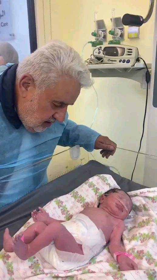 أردنية ترزق بأول مولود بعد 27 سنة زواج و15 عملية طفل الأنابيب!