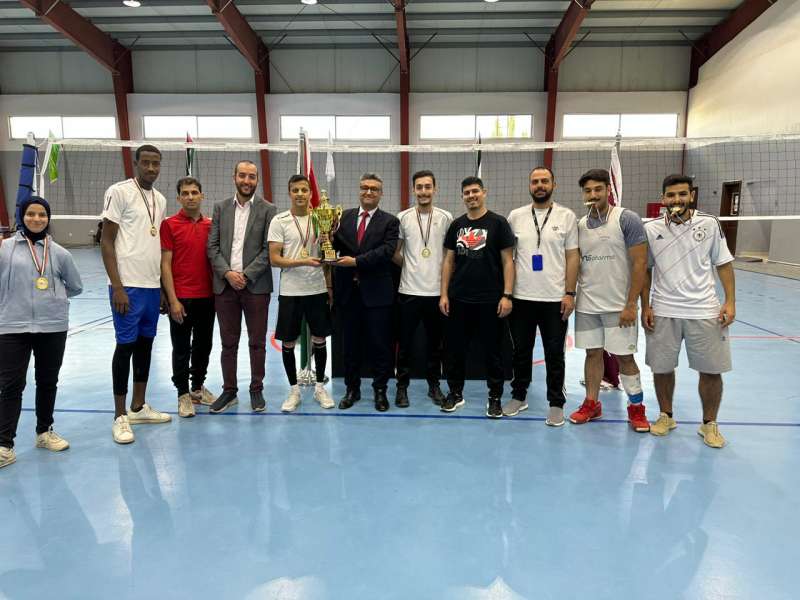 منافسات قوية شهدتها بطولة كرة الطائرة في الشرق الأوسط