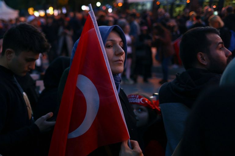 تركيا تنتخب.. أكثر من 60 مليونا يتوجهون للإدلاء بأصواتهم في انتخابات مصيرية