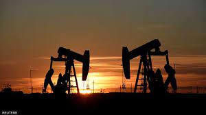 مخاوف الطلب تهبط بأسعار النفط