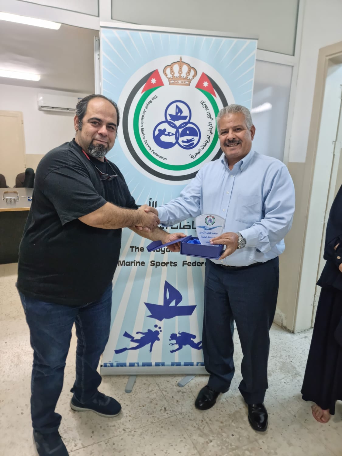 سرايا التخصصي والملكي الأردني للرياضات البحرية يوقعان اتفاقية دعم ورعاية