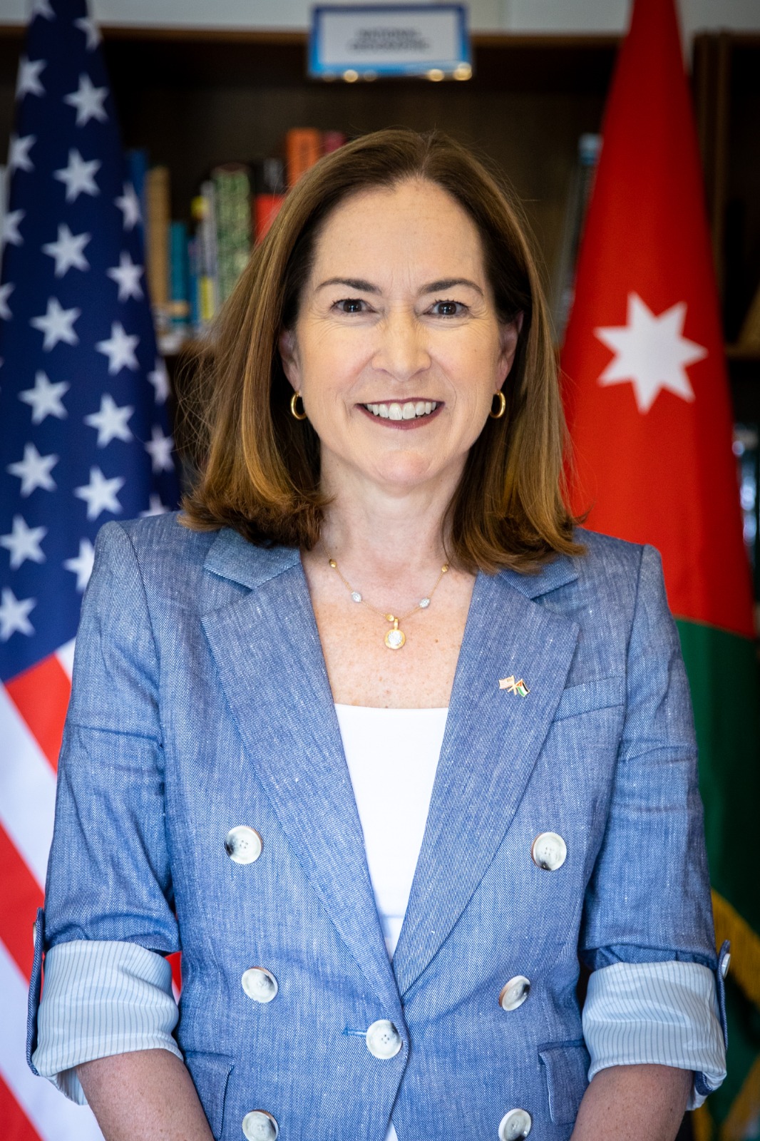 مساعد وزير الخارجية الأمريكي لي ساترفيلد تسلط الضوء على البرامج الأمريكية للتبادل الثقافي والنمو الاقتصادي الشامل في الأردن