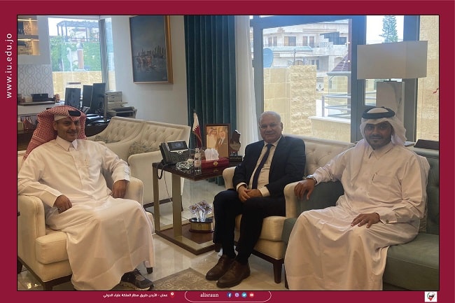 رئيس جامعة الإسراء يبحث سبل التعاون مع سفير دولة قطر