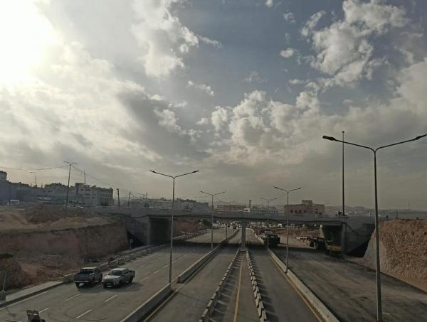 إغلاق السير أعلى جسر ماركا من عمان باتجاه الرصيفة