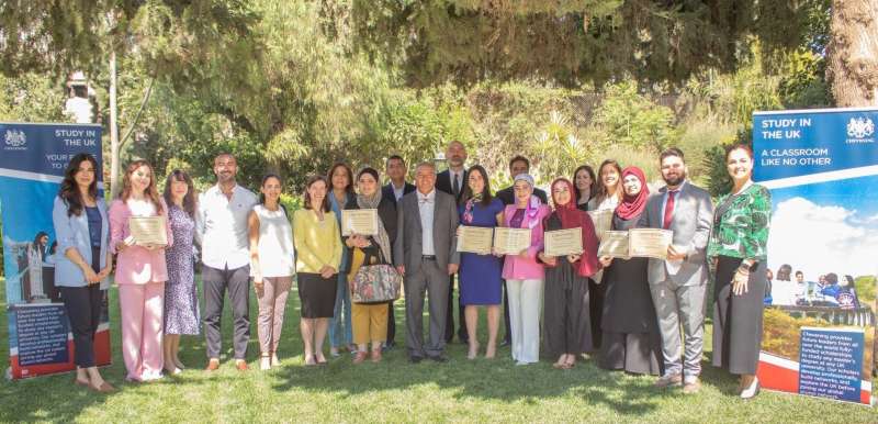 السفيرة البريطانية في عمان تودع مجموعة جديدة من المبتعثين في بعثة تشيفننغ للعام الدراسي 2023-2024