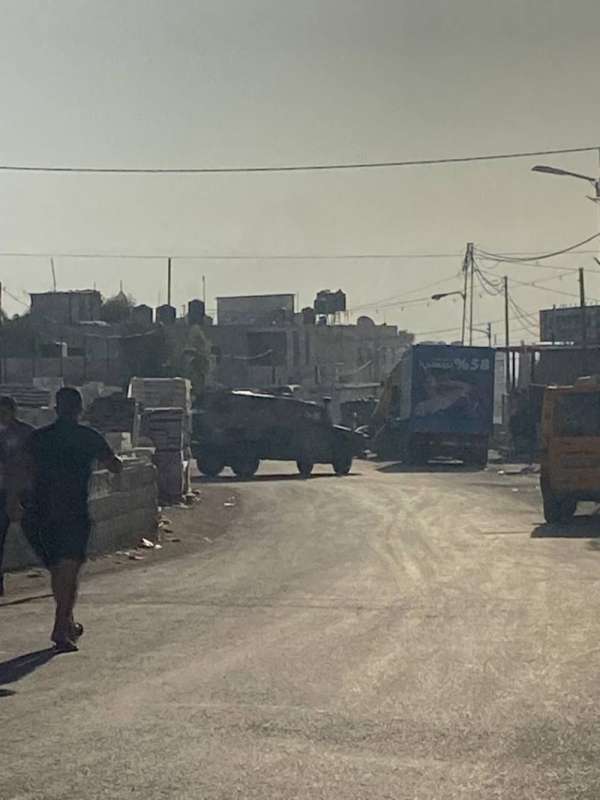 اشتباكات عنيفة باقتحام الاحتلال مخيم عقبة جبر