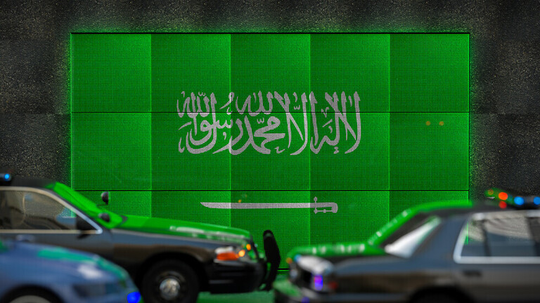 السعودية.. إحالة مدونة إلى النيابة العامة بسبب منشورات
