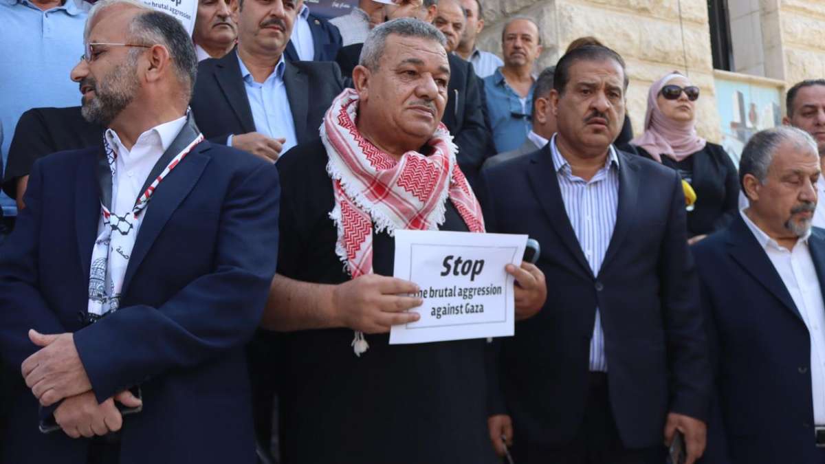 صحفيون اردنيون يعتصمون تضامنا مع الزملاء في غزة: اداؤكم عرّى الغرب ووسائل اعلامه