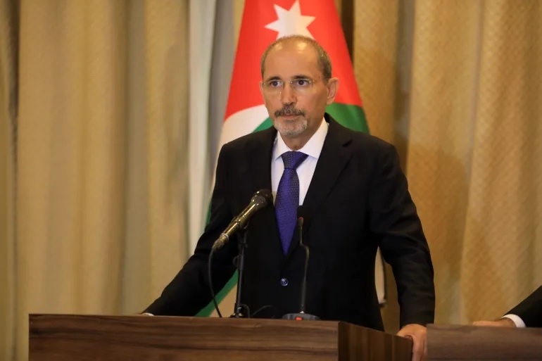 وزير الخارجية: الأردن يوظف كل أدواته لوقف الحرب وإسناد الفلسطينيين في قطاع غزة