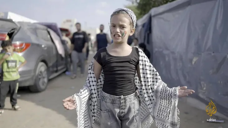 “أصدقائي كلهم شهداء والتاريخ لن يرحمكم”.. طفلة فلسطينية توجه رسالة للعالم لوقف الحرب على غزة (فيديو)
