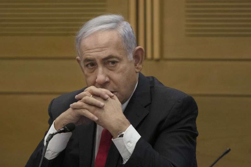 وزير إسرائيلي سابق يطالب نتنياهو بالاستقالة