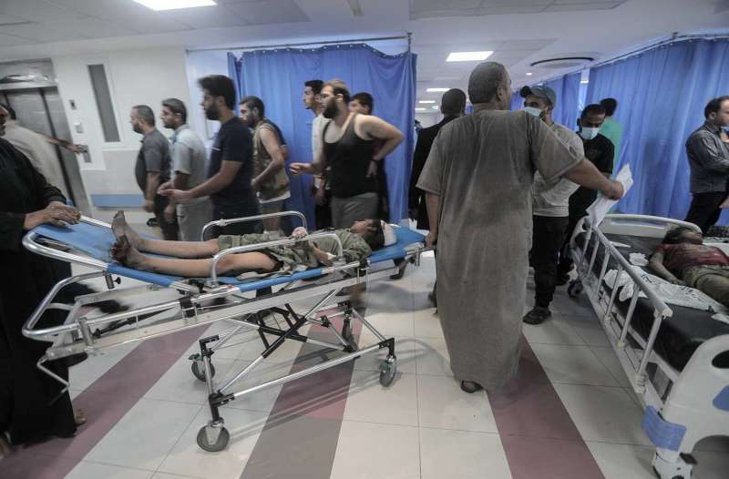 مستشفيات جنوب غزة بدأت تخرج من الخدمة