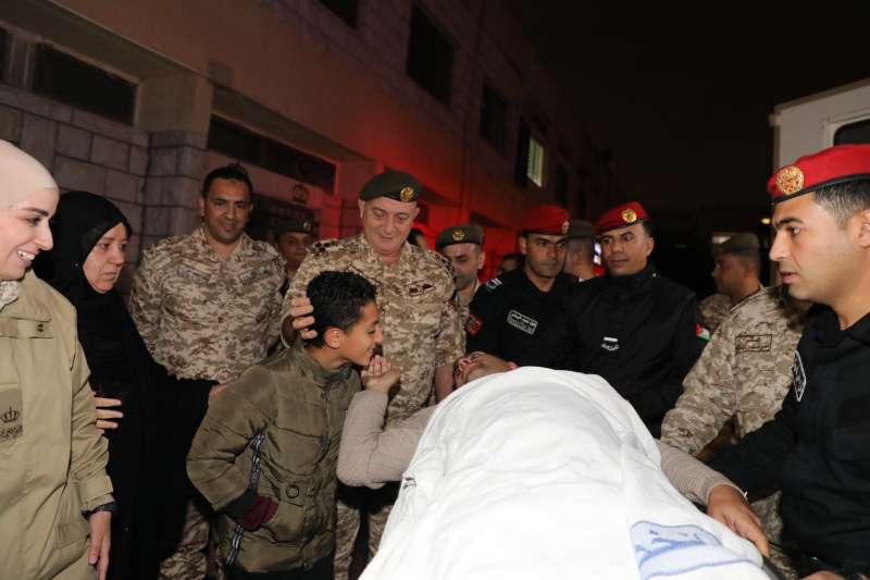 إخلاء مصابي المستشفى الميداني الأردني غزة 76 إلى مدينة الحسين الطبية