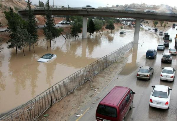 منخفض جوي يؤثر على الأردن الأربعاء .. وتحذيرات من السيول