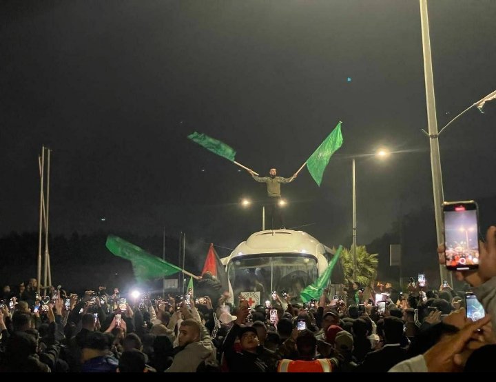 مسؤول صهيوني سابق: حماس لديها الثقة لرفض صفقة لا تمنحها النصر