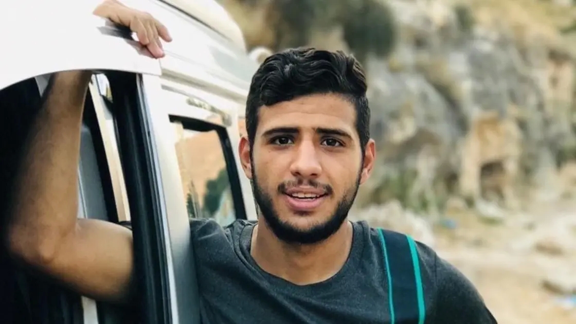 فيديو مروع.. نجاة أردني تدهورت مركبته من أعلى جبل شاهق