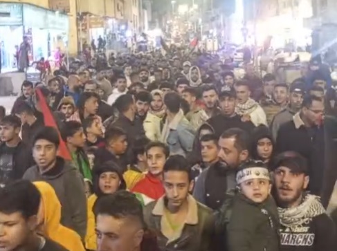 مسيرة في مخيم البقعة تندد باغتيال العاروري وتطالب بقطع العلاقات مع الاحتلال