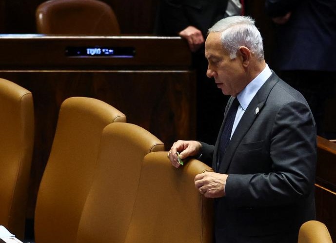 هجوم اسرائيلي على نتنياهو.. زعيم المعارضة: هذه ليست حكومة بل كارثة وطنية