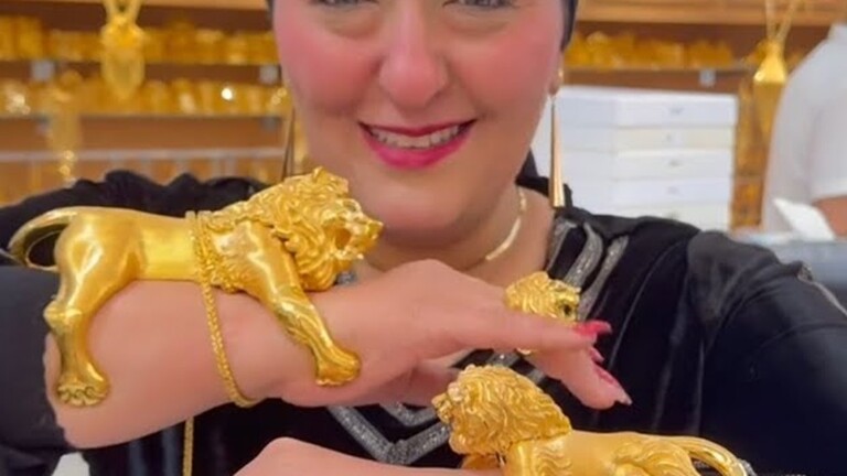 أميرة الذهب تثير تفاعلا كبيرا في مصر (فيديو)