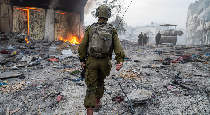 عسكريون إسرائيليون سابقون: نحن في المرحلة الأصعب وبدأنا نفقد القوة