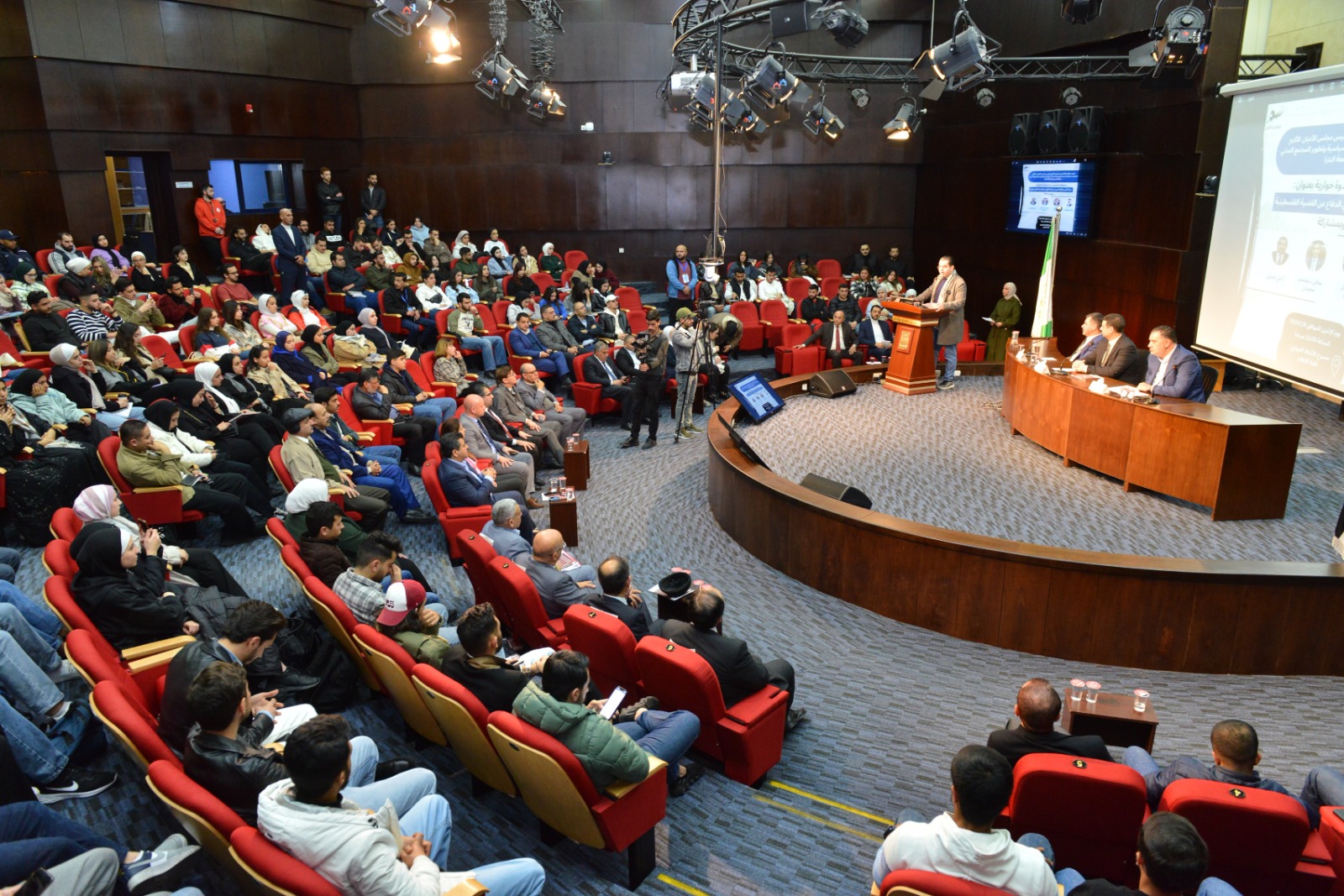 منتدون في جامعة البترا: توحيد الجبهة الداخلية الأردنية ومنعة الأردن داعمان لتقوية الموقف الفلسطيني