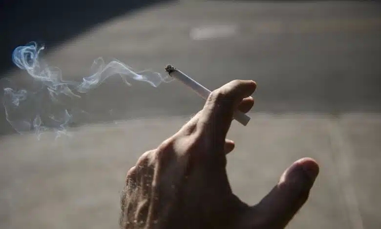 رسالة من الطراونة للمدخنين في رمضان: كسر الصيام بسيجارة.. عادة قد تهدد حياتك