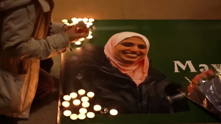 قتلها الاحتلال و50 من عائلتها.. ديما الحاج بكتها الأعين من غزة إلى غلاسكو